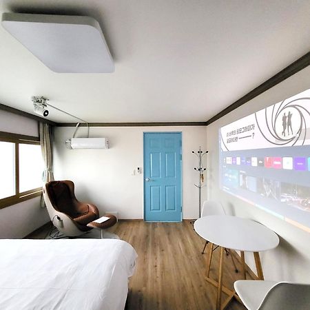 Top Island Hotel Jeju Eksteriør billede
