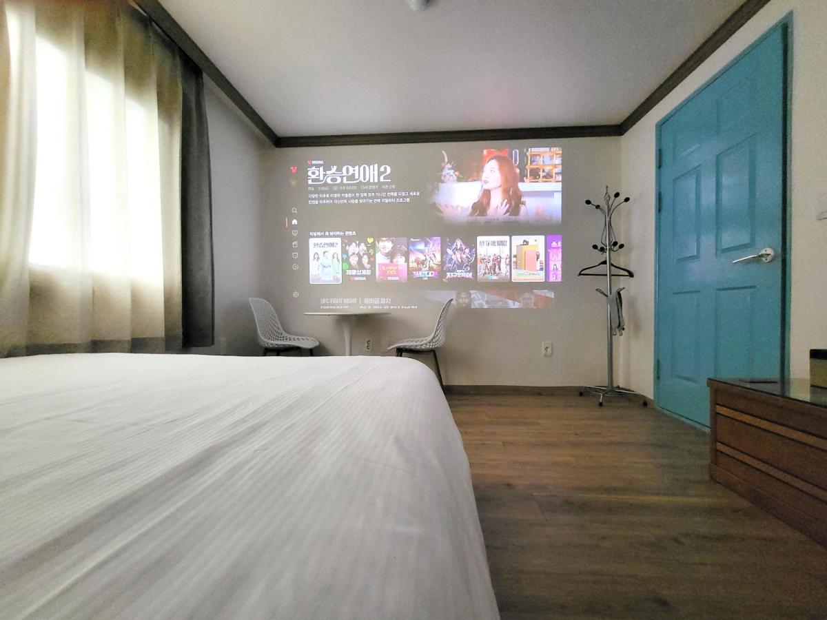 Top Island Hotel Jeju Eksteriør billede