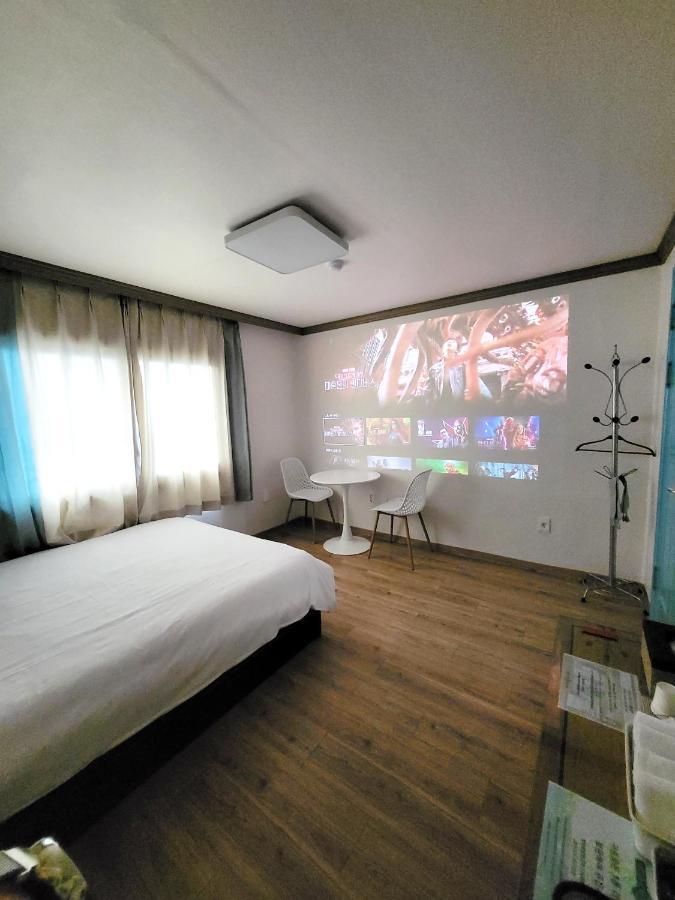 Top Island Hotel Jeju Eksteriør billede