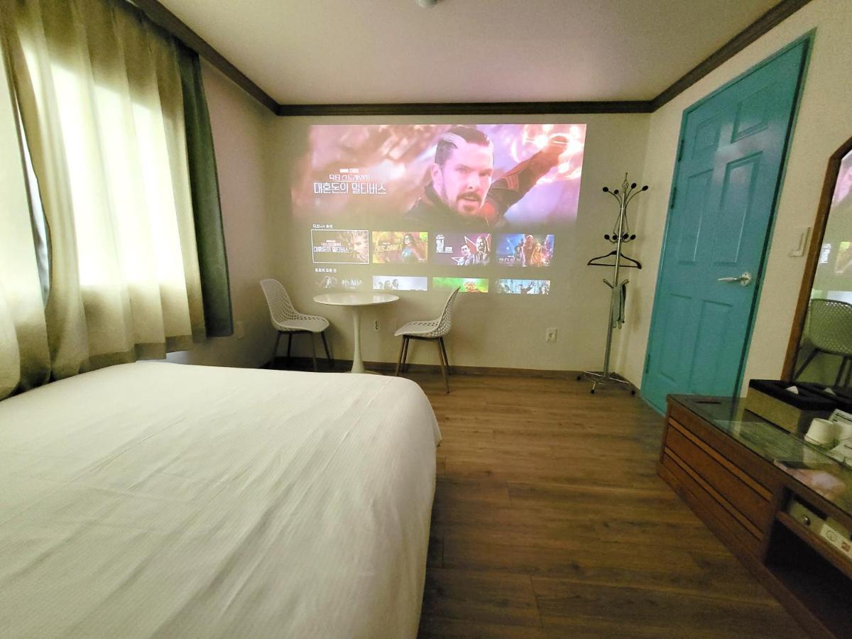 Top Island Hotel Jeju Eksteriør billede