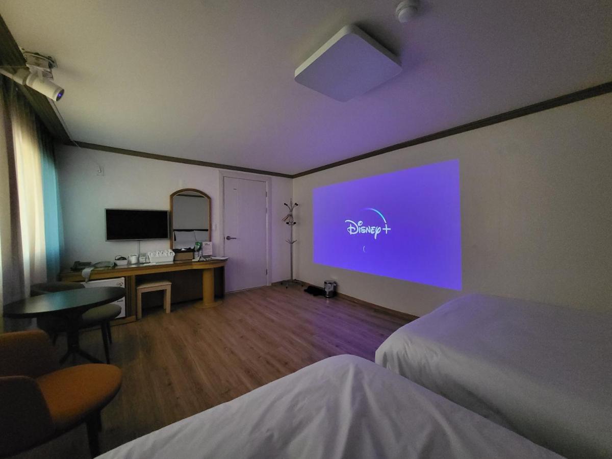 Top Island Hotel Jeju Eksteriør billede